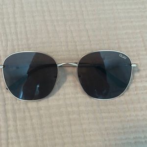 Quay rounded jezebell polarized sunglasses